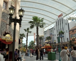 Custom Outdoor Street Lighting and Site Furnishings